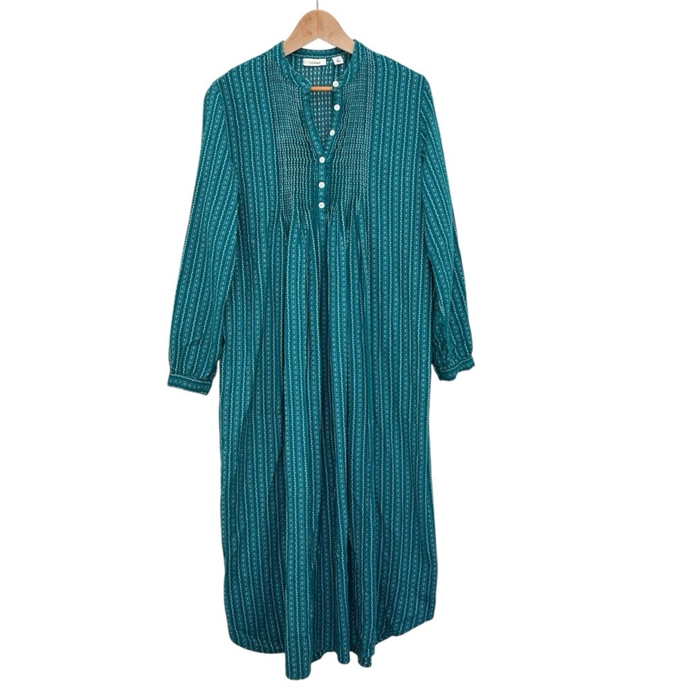 LL Bean Dobby Pintuck Nightgown Teal Blue Cotton Flannel Cottagecore Small